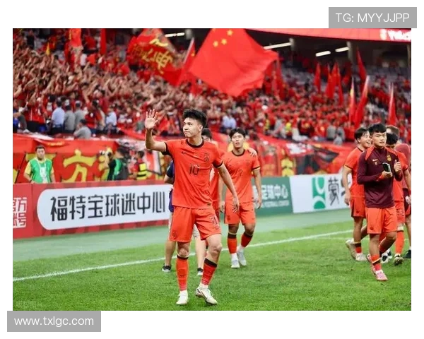 国足U23迎战菲律宾队全力争胜展现青春风采与拼搏精神